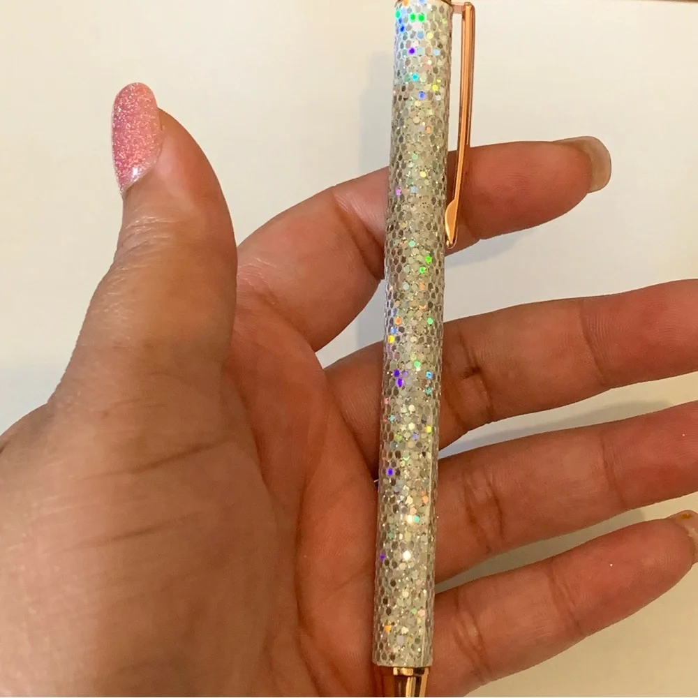 🍒🍒 Sparkly Silver Metal Pen